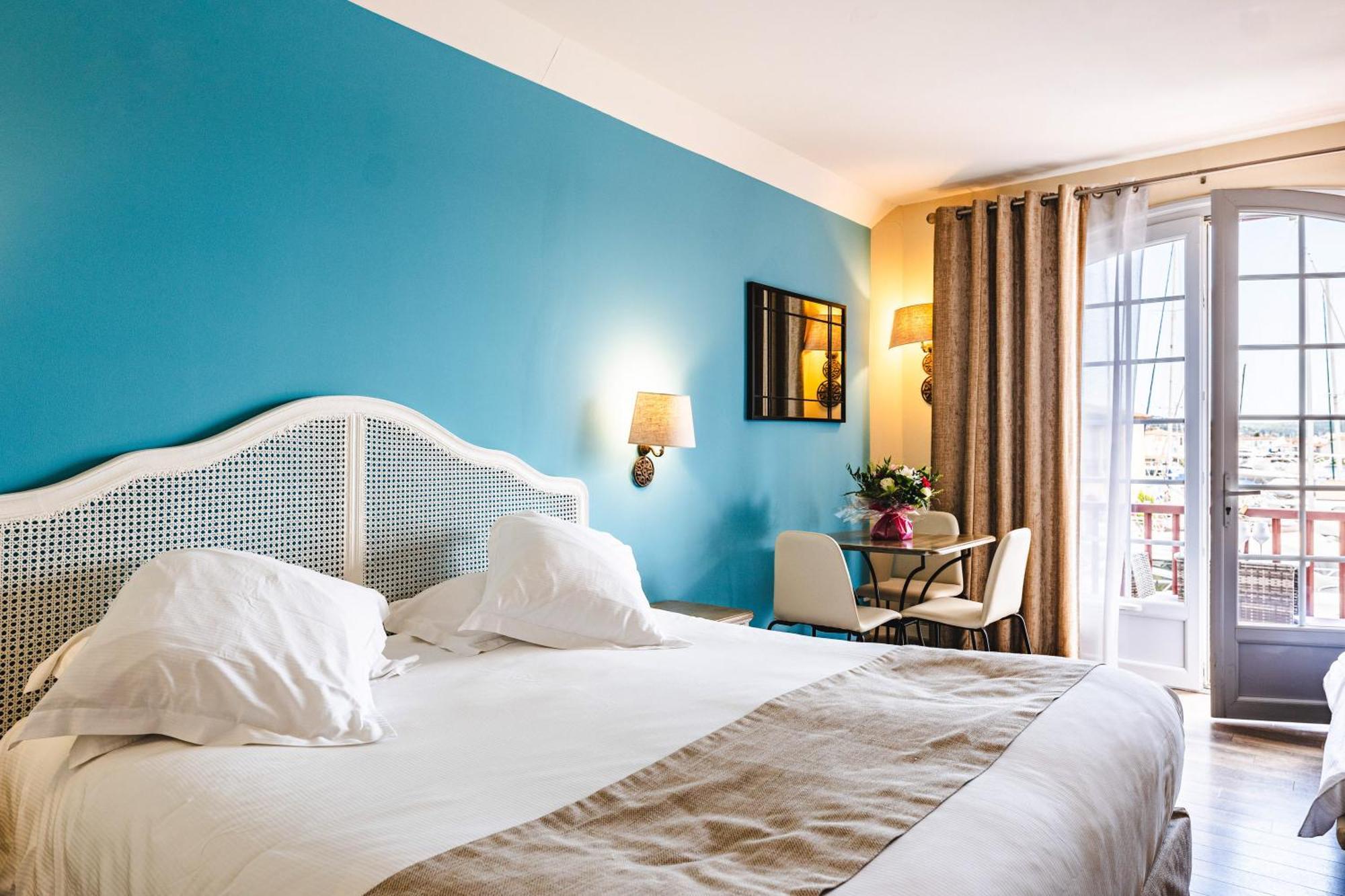 Le Suffren Hotel Grimaud Exteriér fotografie