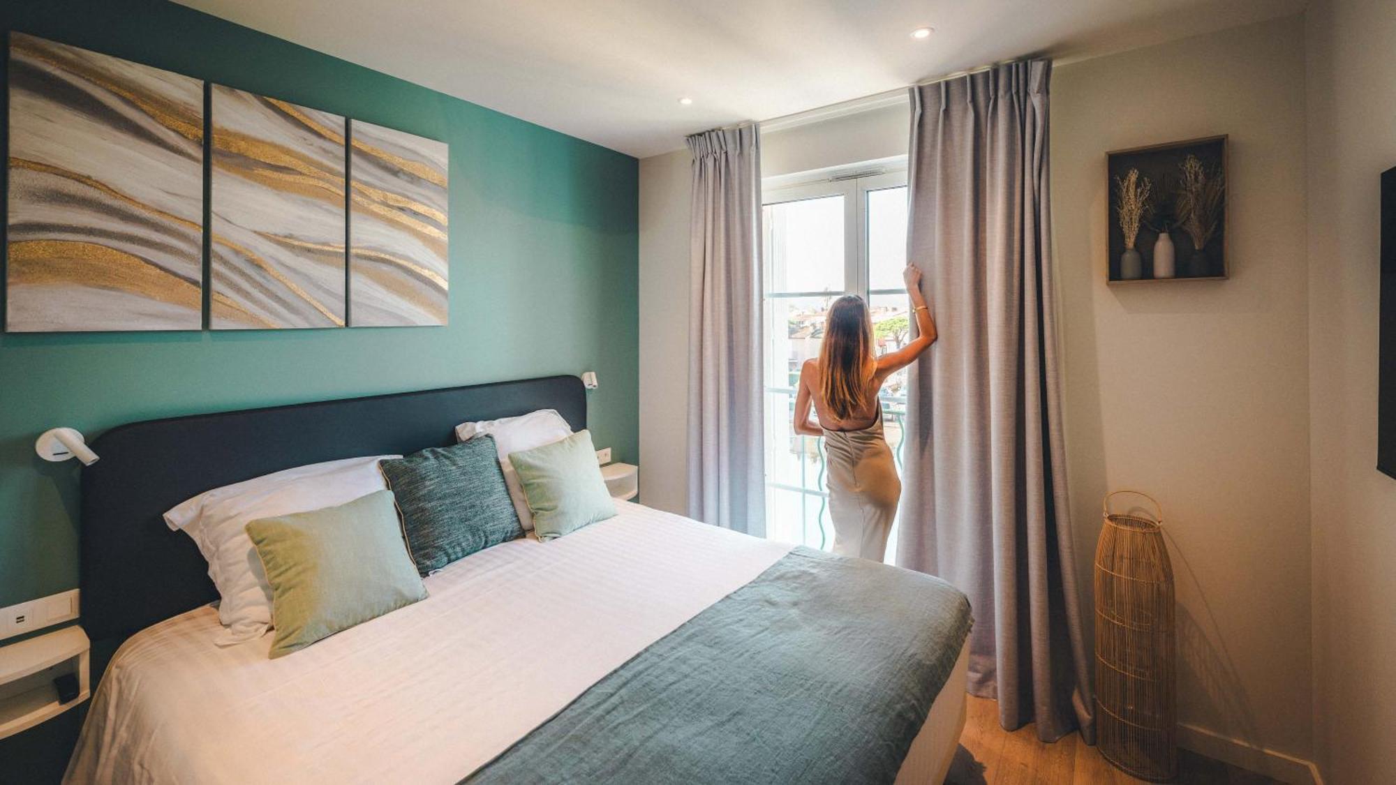 Le Suffren Hotel Grimaud Exteriér fotografie